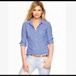 GAP Button Down Shirt Shrunken Boyfriend shirt 100% Cotton Blue White Checkered